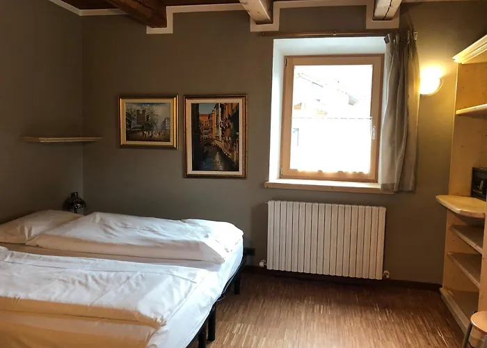 Cronox Mini Apartments